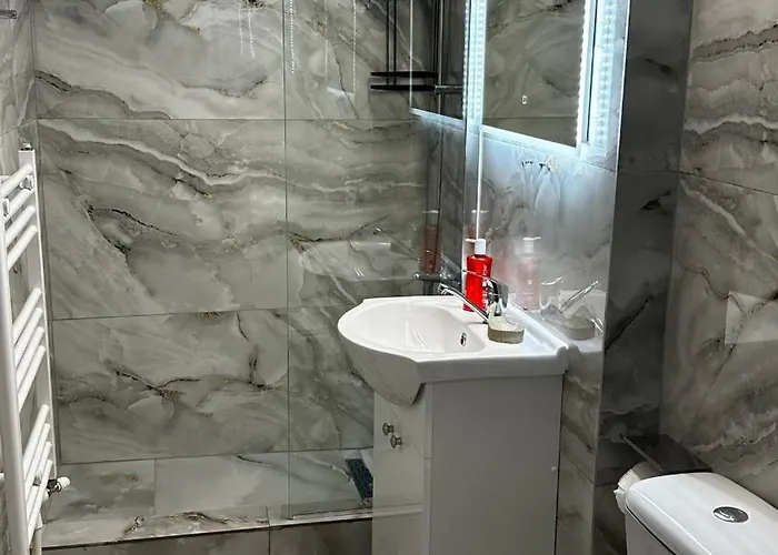 Piata Ovidiu Square Apartman *